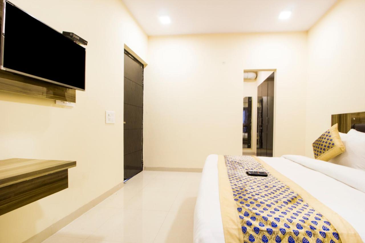 Fabhotel Signature Cyber Park Delhi  Exterior foto
